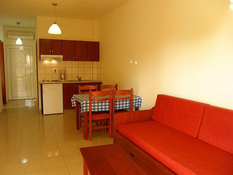 Artemis Apartments Stalos Ngoại thất bức ảnh