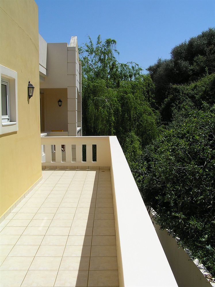 Artemis Apartments Stalos Ngoại thất bức ảnh