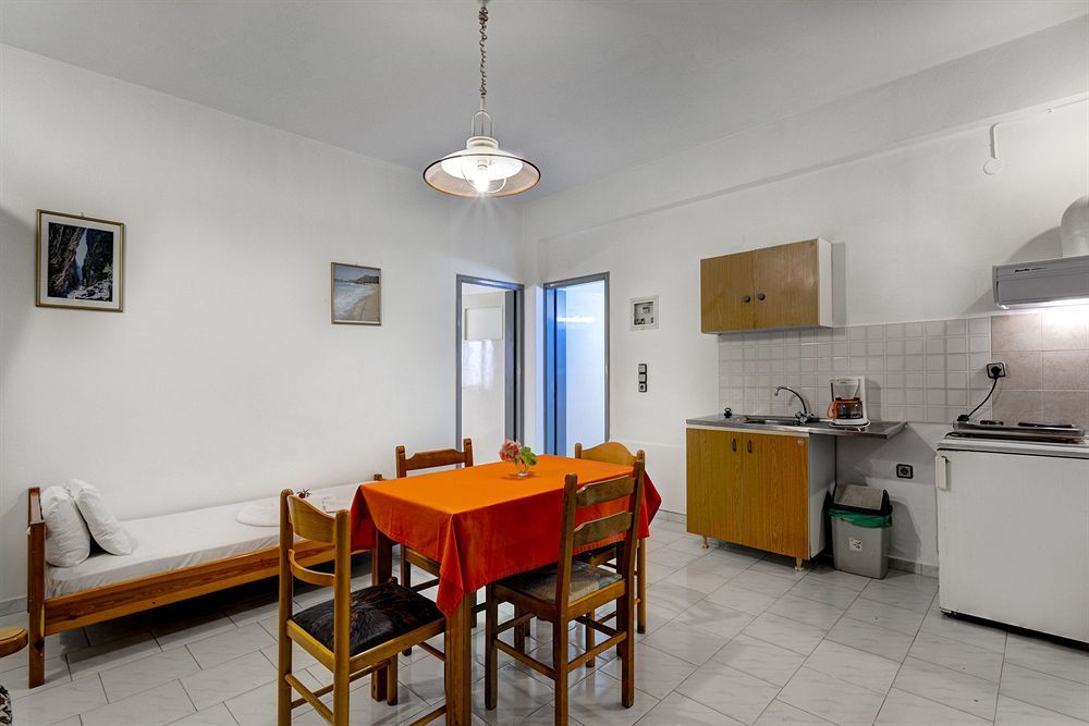 Artemis Apartments Stalos Ngoại thất bức ảnh