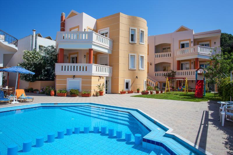 Artemis Apartments Stalos Ngoại thất bức ảnh