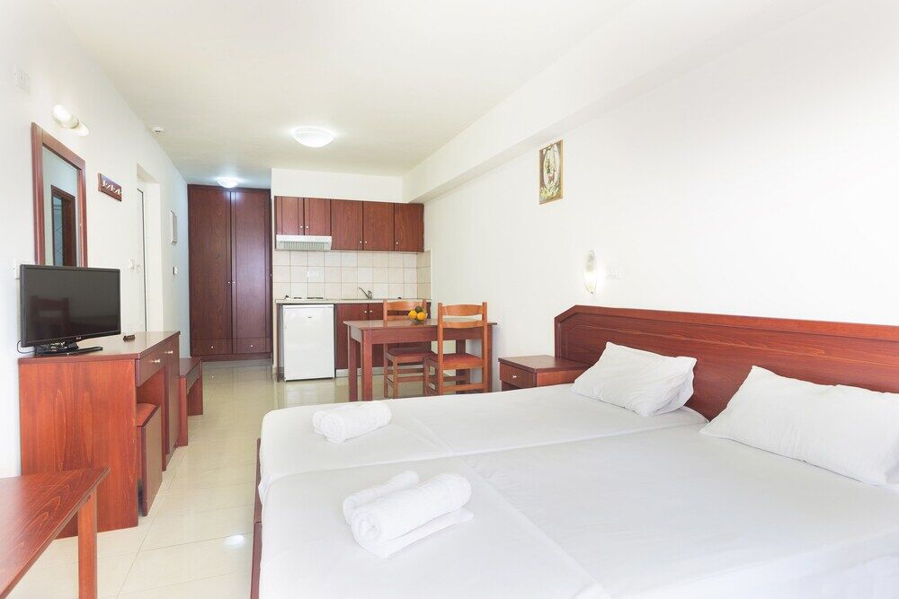 Artemis Apartments Stalos Ngoại thất bức ảnh